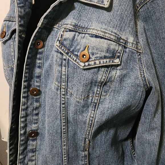 STYLE & CO JEAN JACKET - Picture 2 of 6